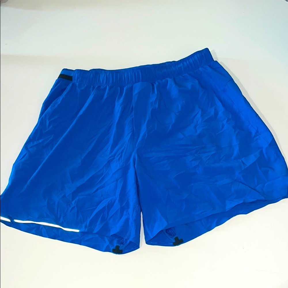 Lululemon Men’s Shorts with Pockets and Liner, Blue, Size L **Discounted Flaw**